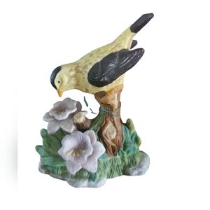 American Goldfinch Porcelain Bird Figurine Nature's Song 4.25"